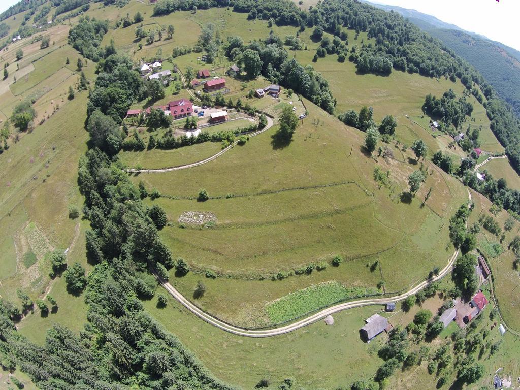 Kings Valley - Sunny Botesti Cîmpeni Exterior foto